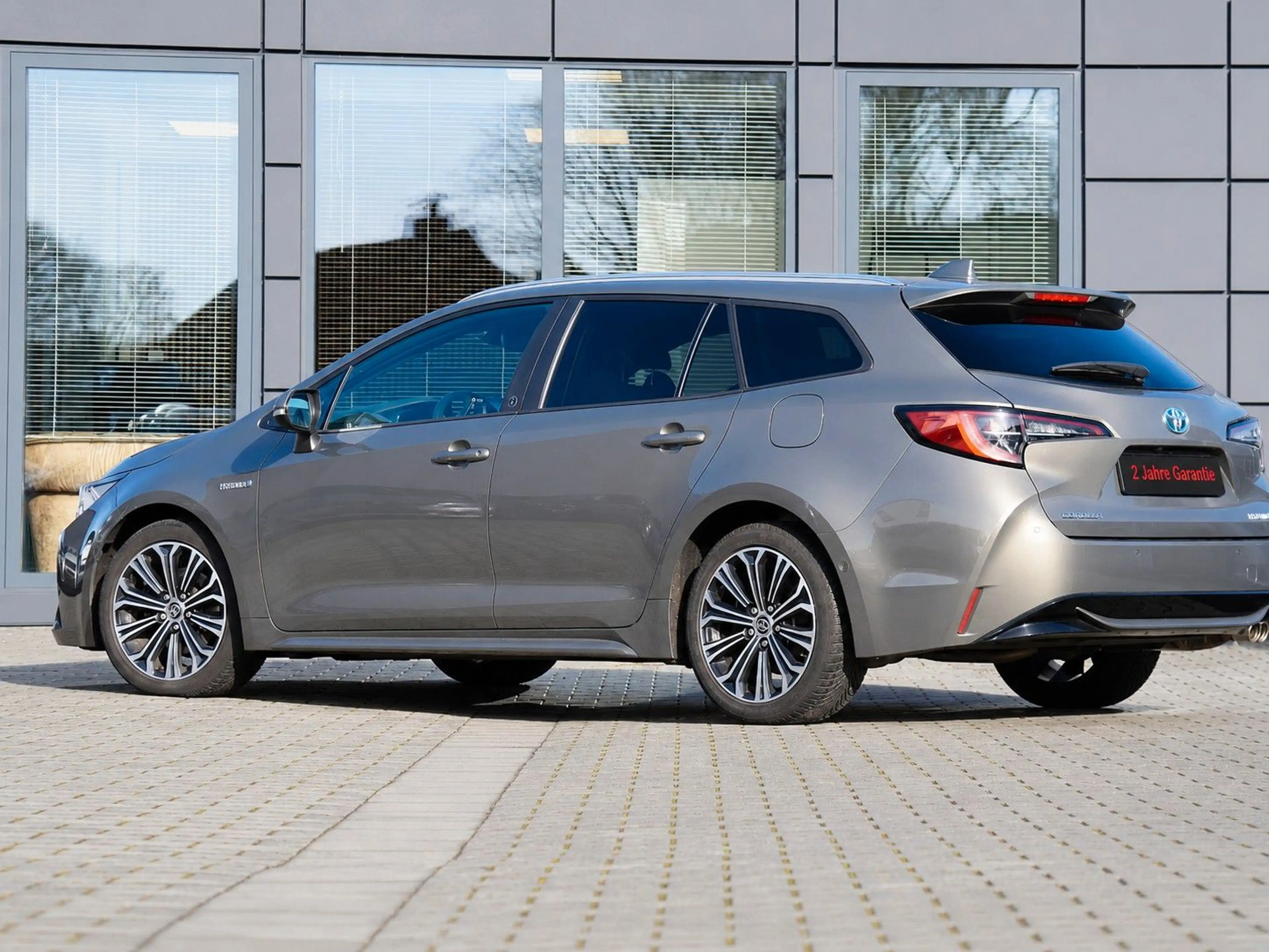 Toyota Corolla Touring Sports Hybrid +3 JAHRE GARANTIE — photo 4