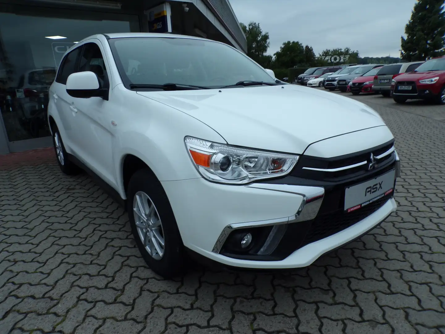 Mitsubishi ASX Basis 2WD Weiß - 2