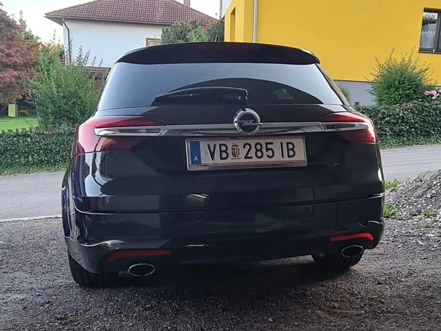 Opel Insignia Insignia ST 2,0 BiTurbo CDTI Ecotec Sport Start/St Schwarz - 2
