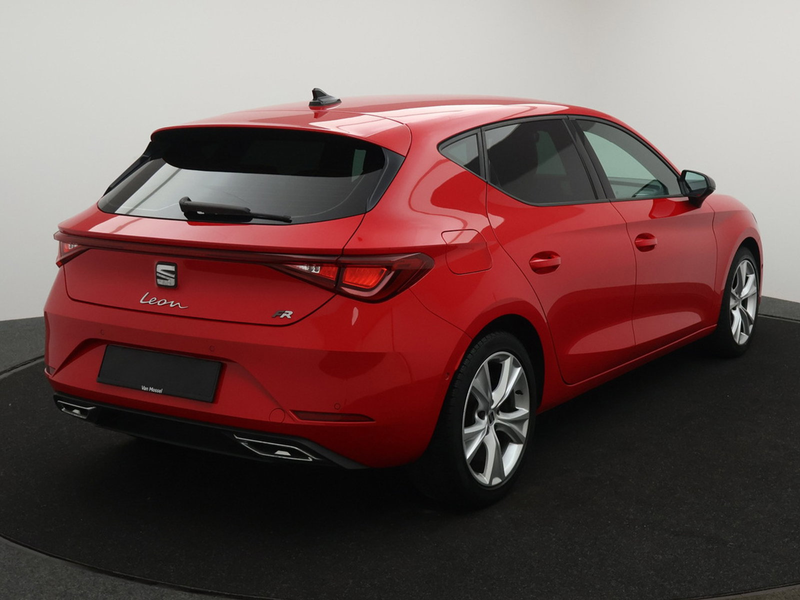 SEAT Leon Leon 1.5TSI FR 130PK *VIRTUAL COCKPIT*LEDER*PDC*CRUISE*NAVI*APP-CONNECT*KEYLESS GO*...* — photo 2