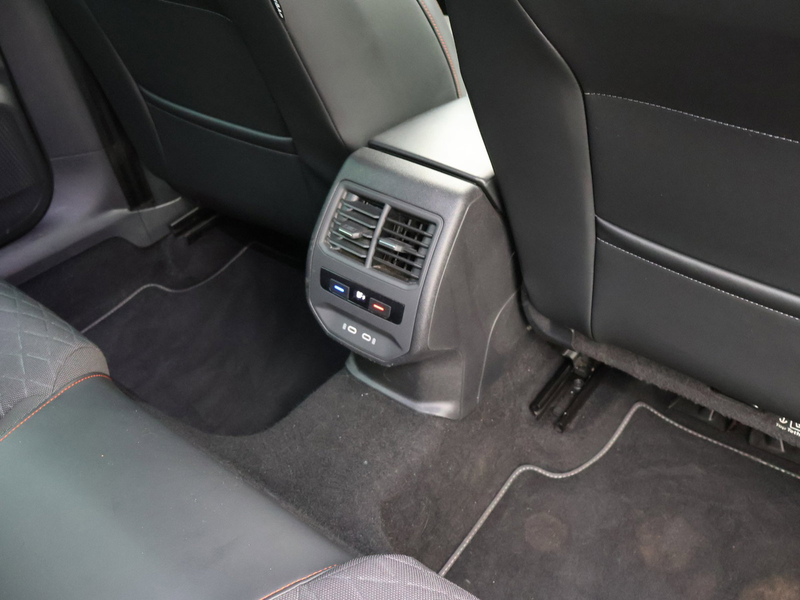 SEAT Leon Leon 1.5TSI FR 130PK *VIRTUAL COCKPIT*LEDER*PDC*CRUISE*NAVI*APP-CONNECT*KEYLESS GO*...* — photo 12