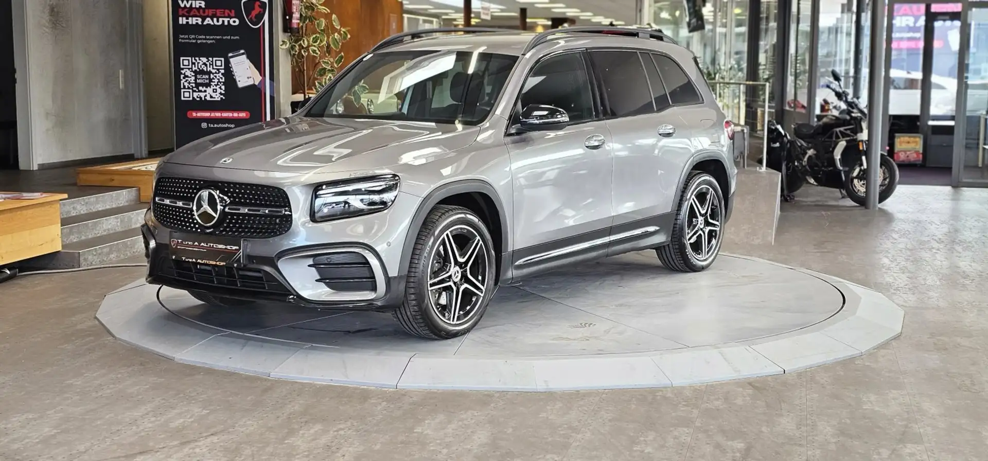 Mercedes-Benz GLB 200 GLB 200d 4-Matic AMG-Paket Aut. *Keyless-Go*Night- Grau - 1