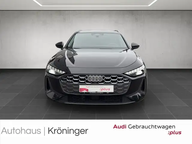 Audi A5 view 5