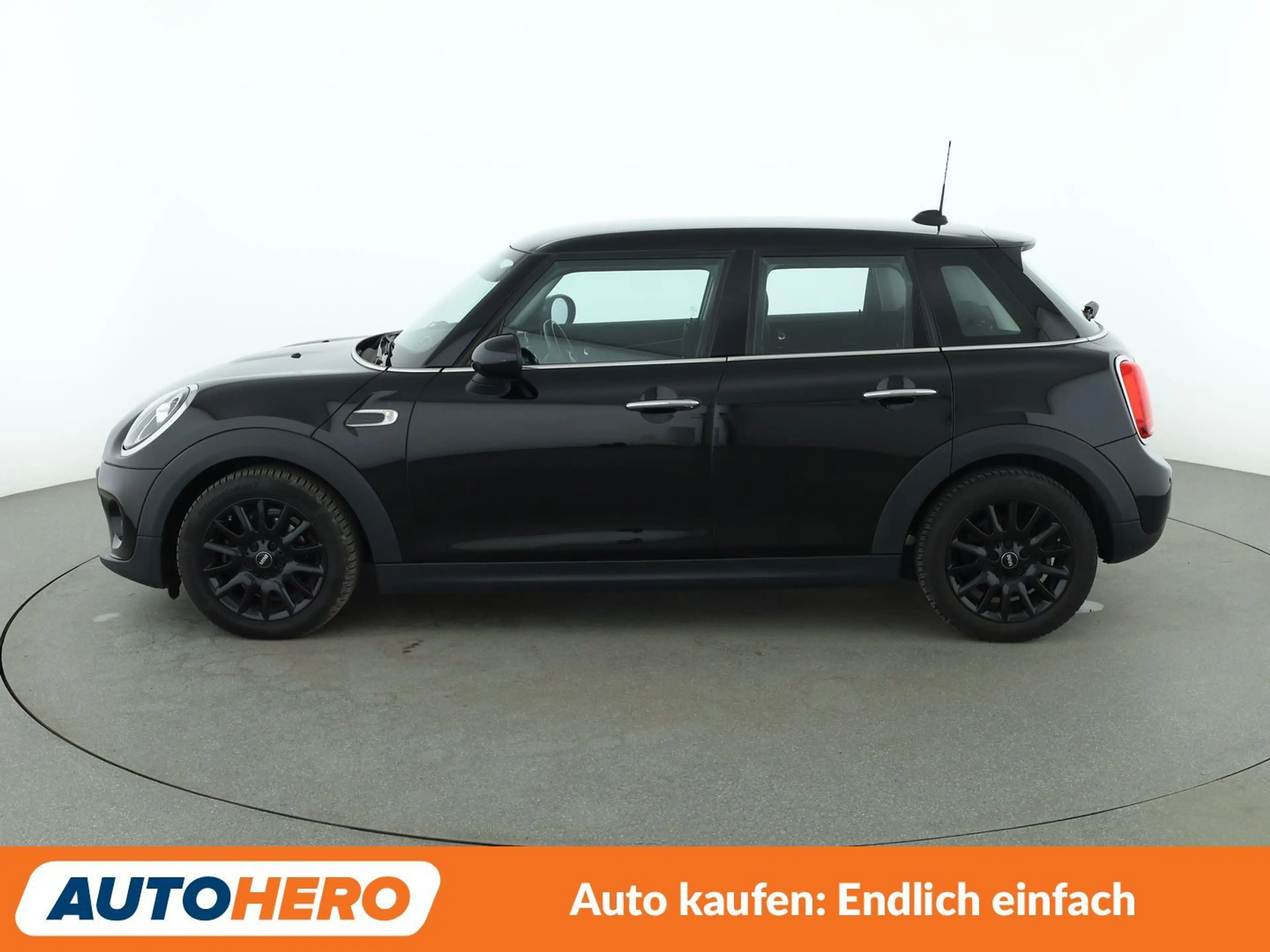 MINI One One *LED*TEMPO*PDC*SHZ*ALU*KLIMA* — photo 3