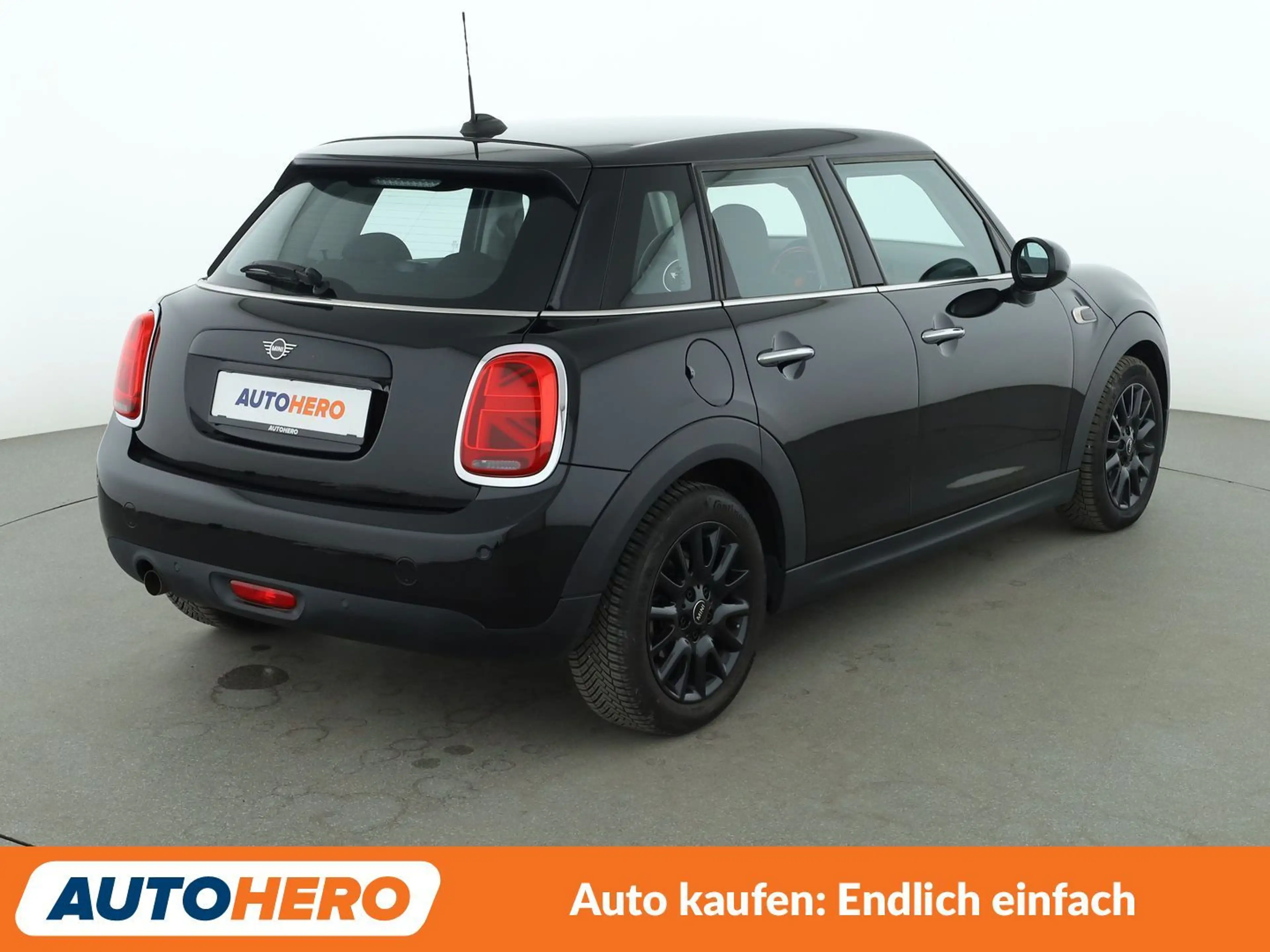 MINI One One *LED*TEMPO*PDC*SHZ*ALU*KLIMA* — photo 6