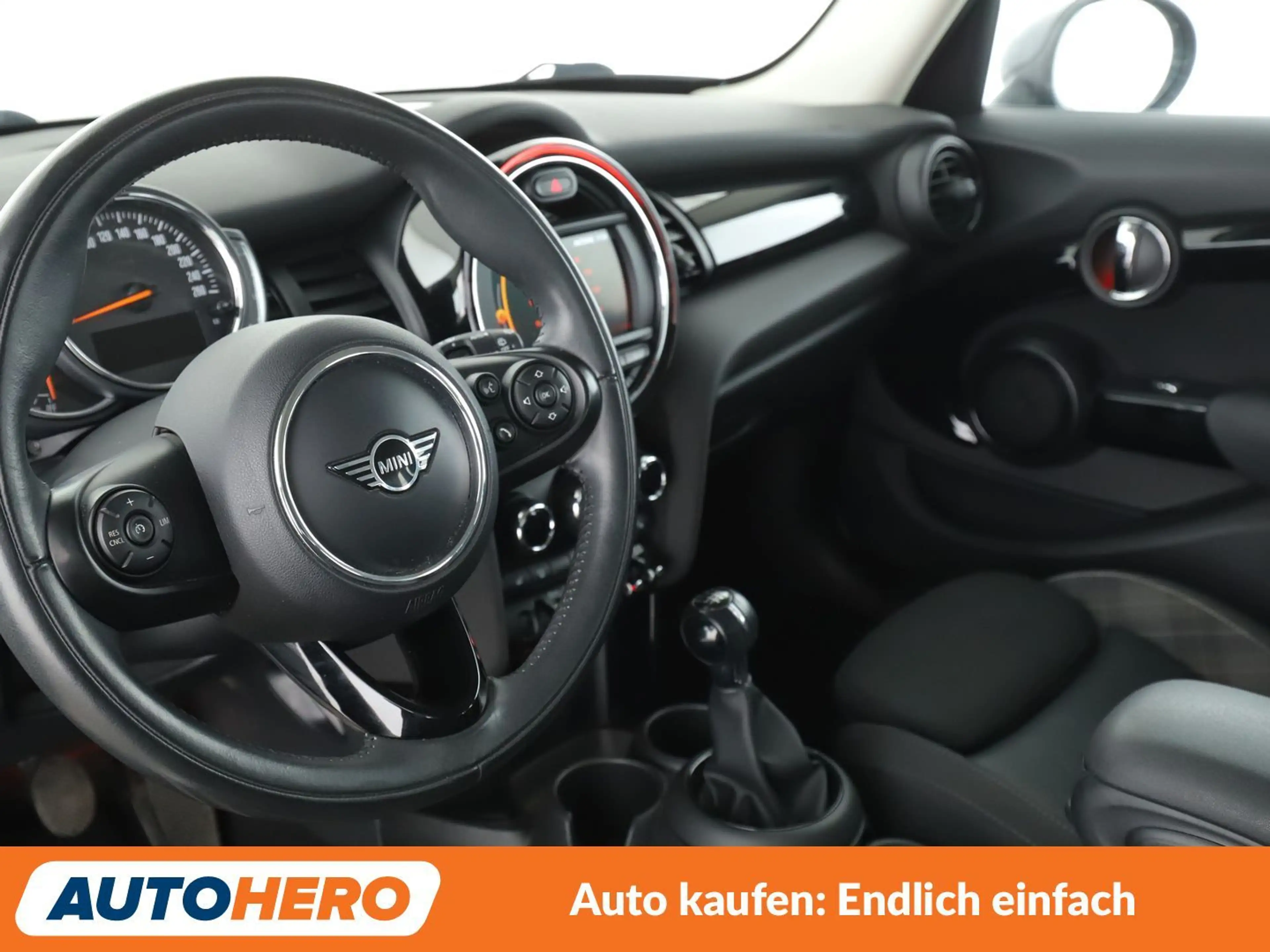 MINI One One *LED*TEMPO*PDC*SHZ*ALU*KLIMA* — photo 11