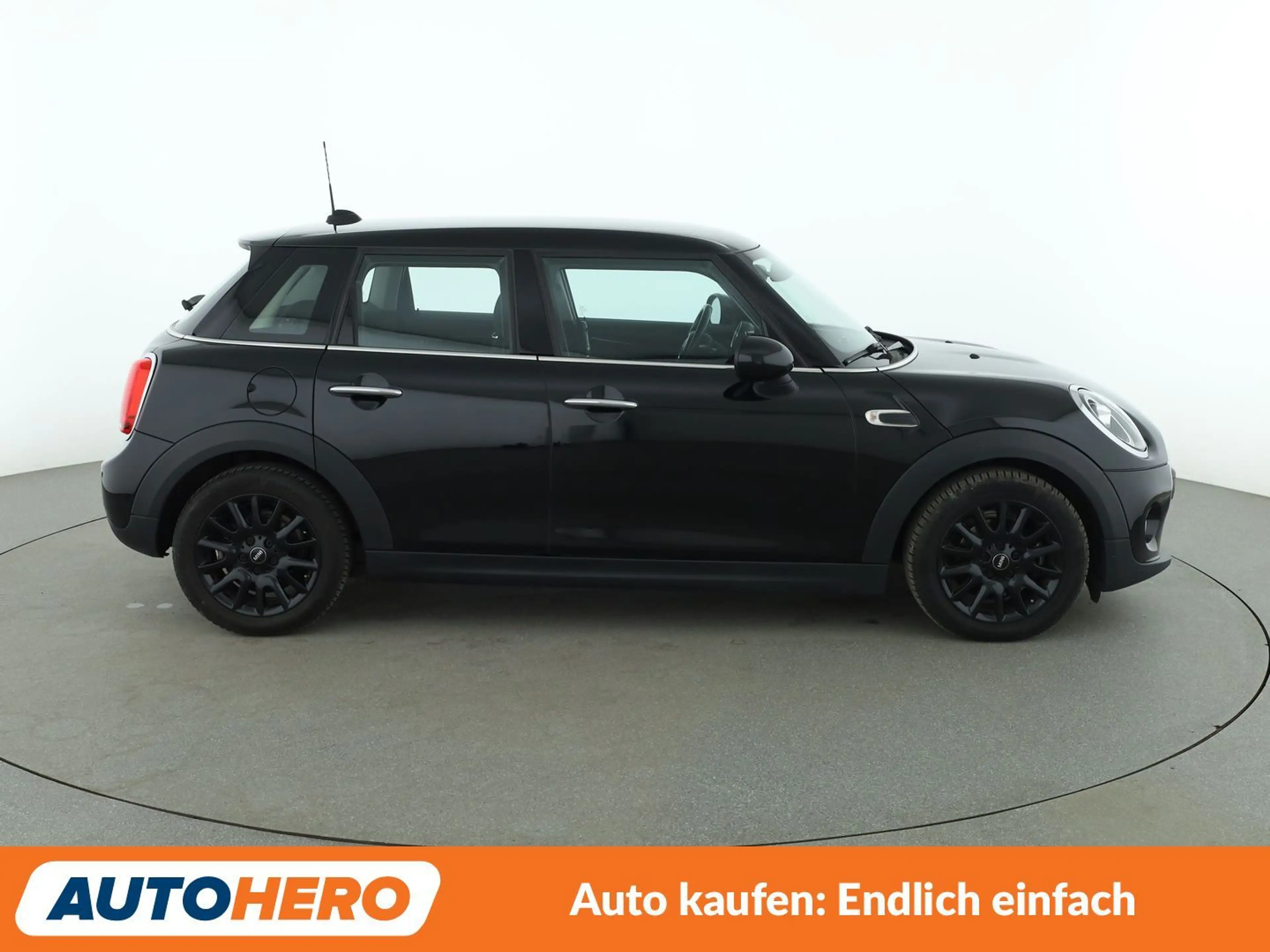 MINI One One *LED*TEMPO*PDC*SHZ*ALU*KLIMA* — photo 7