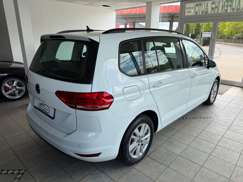 Volkswagen Touran Comfortline BMT ACC LED MWST. 1.HD TOP — photo 2