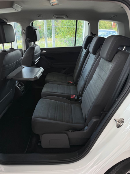 Volkswagen Touran Comfortline BMT ACC LED MWST. 1.HD TOP — photo 10