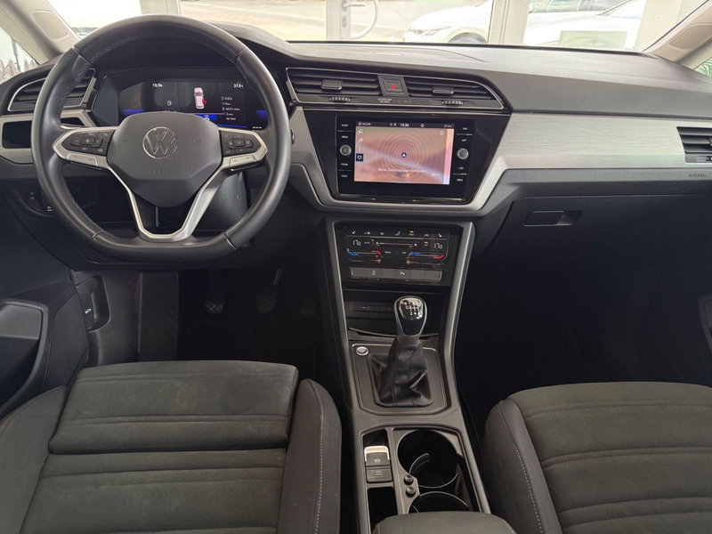 Volkswagen Touran Comfortline BMT ACC LED MWST. 1.HD TOP — photo 12