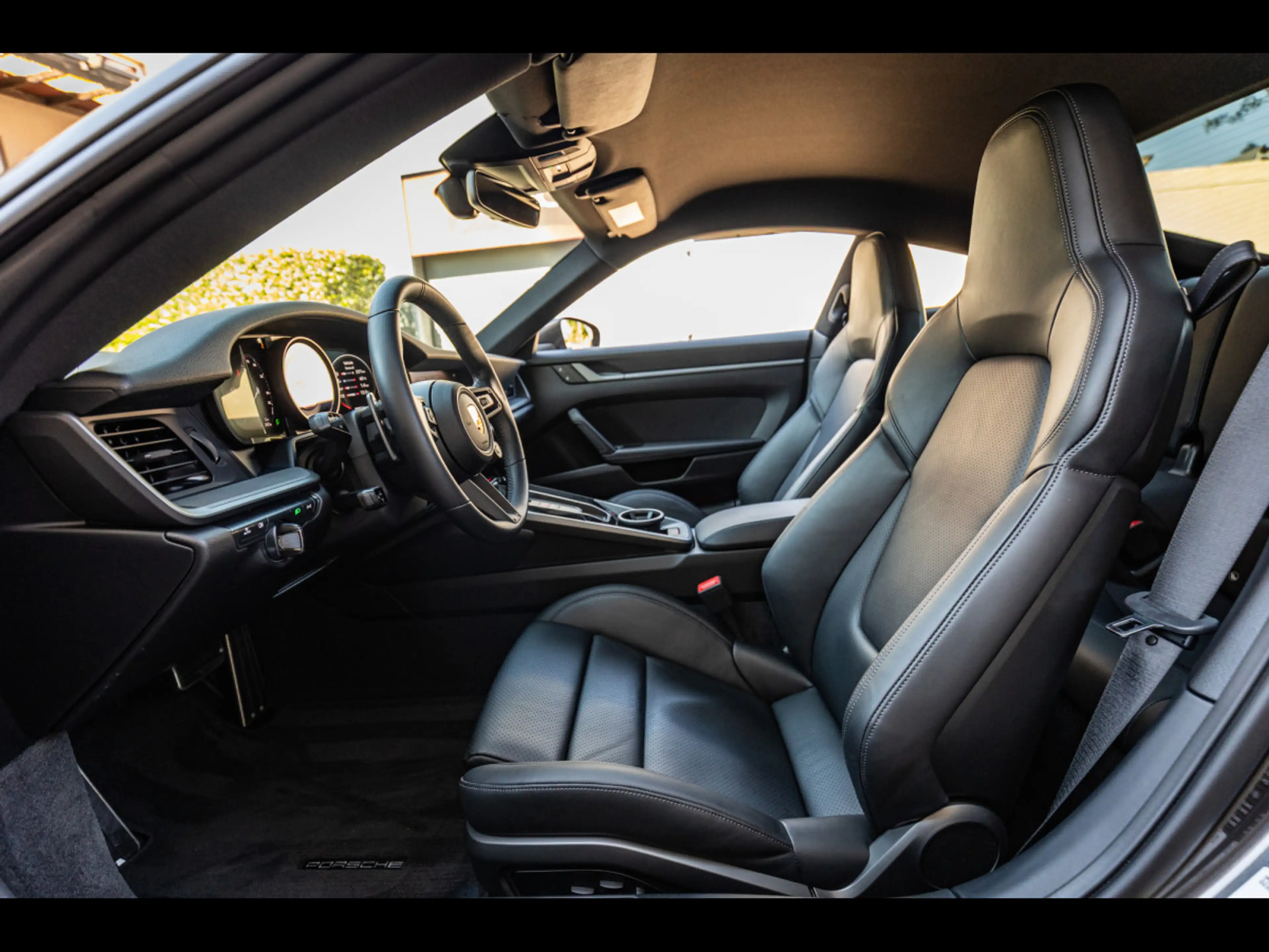Porsche 911 (992.1) CARRERA S COUPE PDK°QUARTZ GREY°CHRONO — photo 12