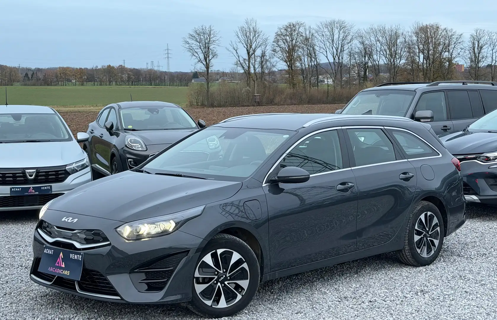 Kia Ceed SW / cee'd SW 1.6 GDI PHEV PRESTIGE FACELIFT - GARANTIE KIA 2028 Grijs - 1