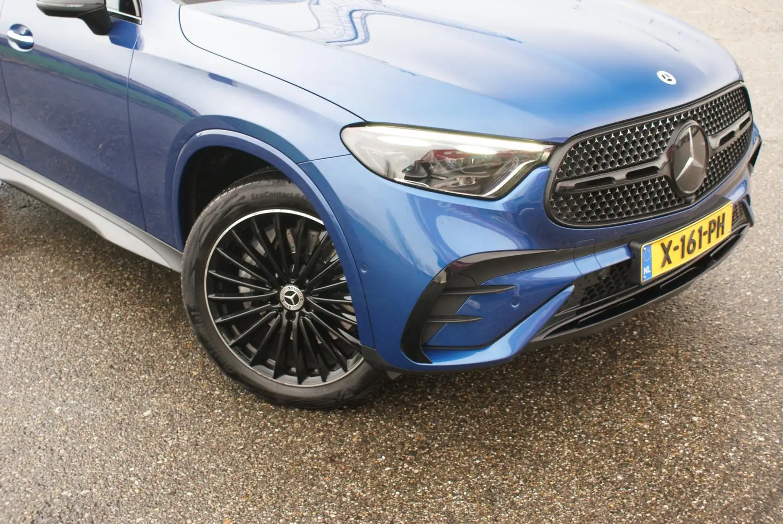 Mercedes-Benz GLC 400 Coupé 400e 4MATIC AMG Line | Pano | Incl BTW | 360 Blauw - 2