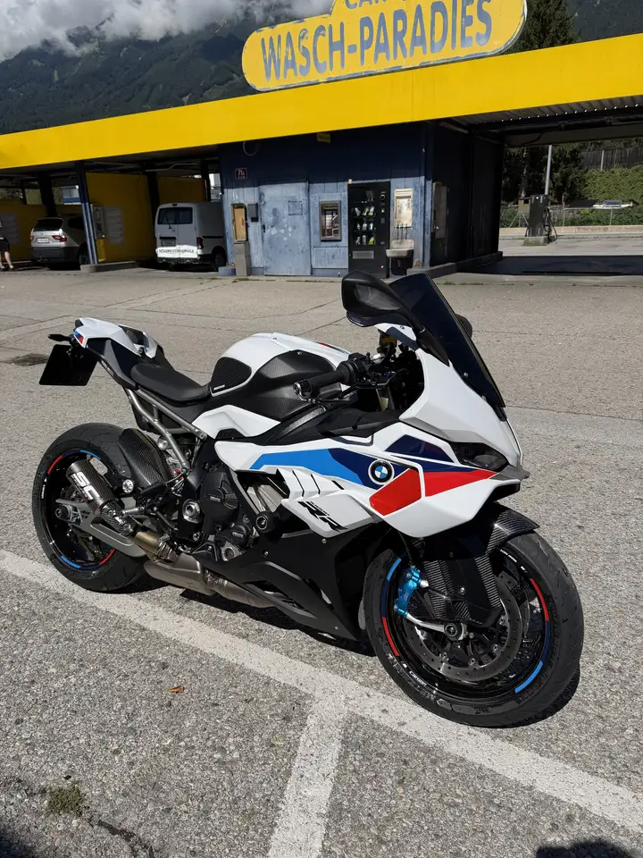 BMW S 1000 RR