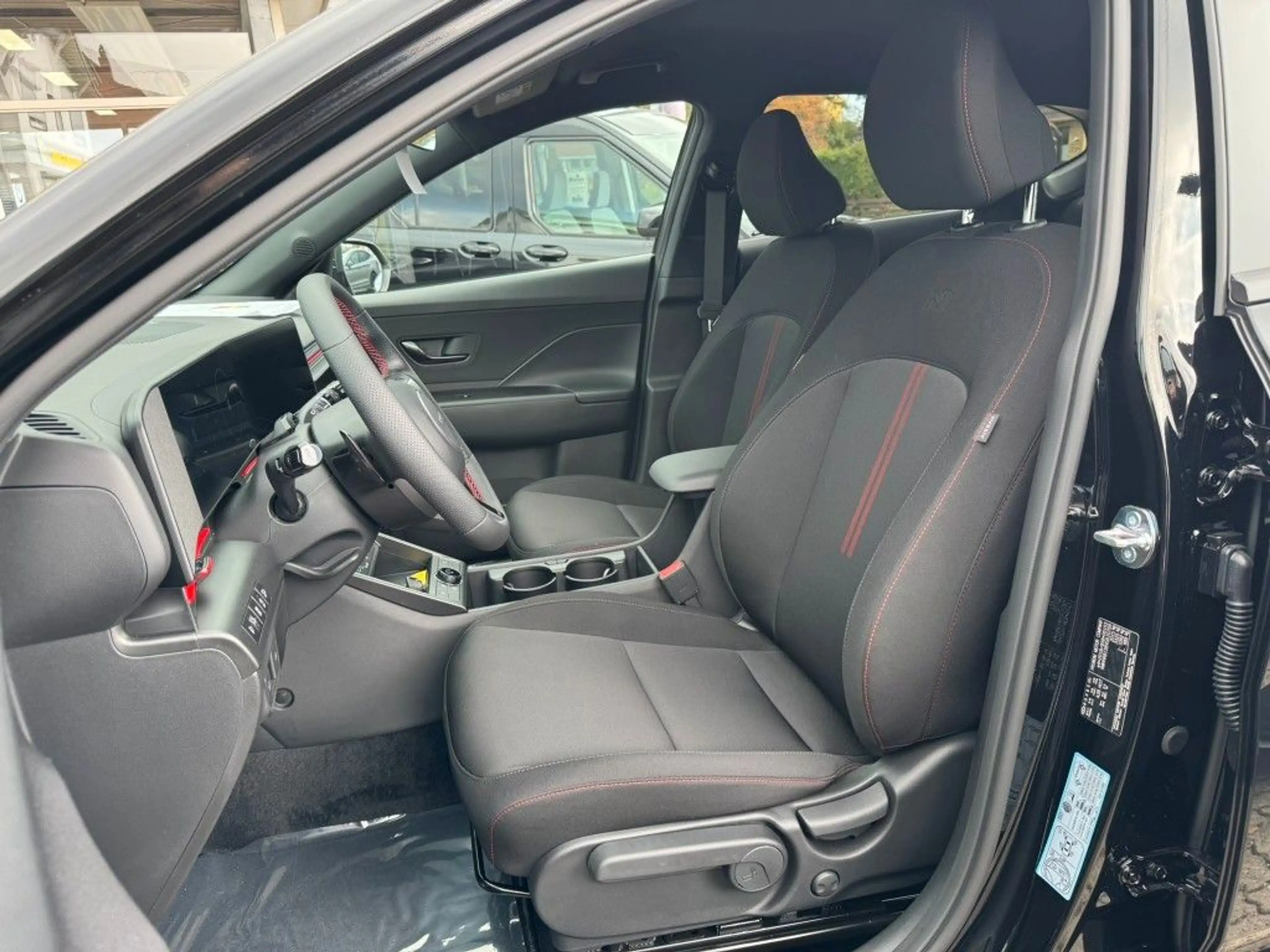 Hyundai KONA 1,6 T-GDI N-Line Automatik 4WD / NAVI / KAM — photo 25