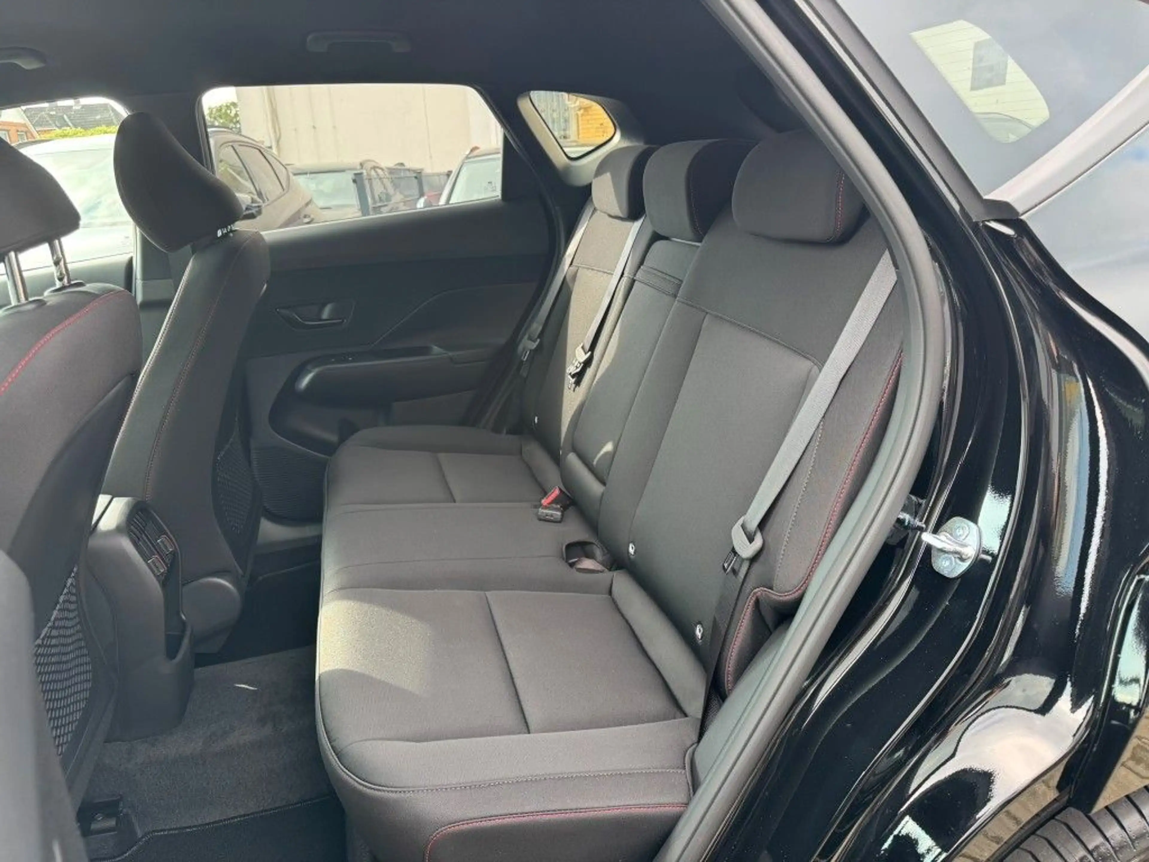 Hyundai KONA 1,6 T-GDI N-Line Automatik 4WD / NAVI / KAM — photo 26