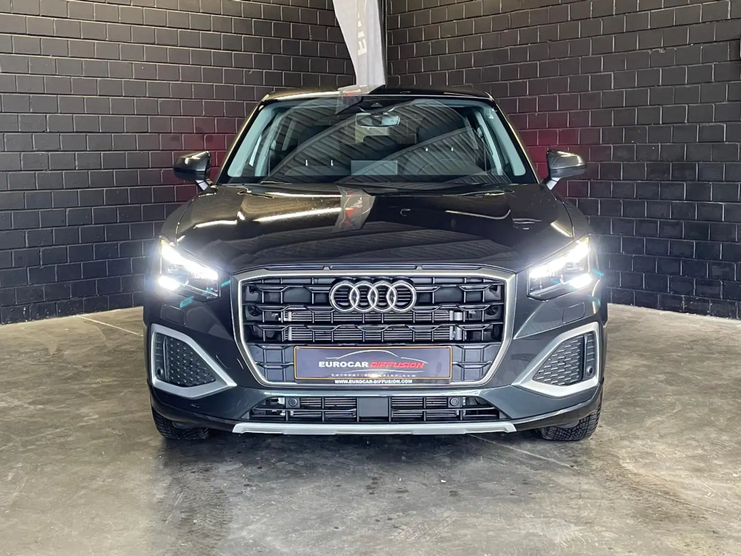Audi Q2 35 advanced TFSI 150CV S-tronic ** CAMERA ** Matri Gris - 2