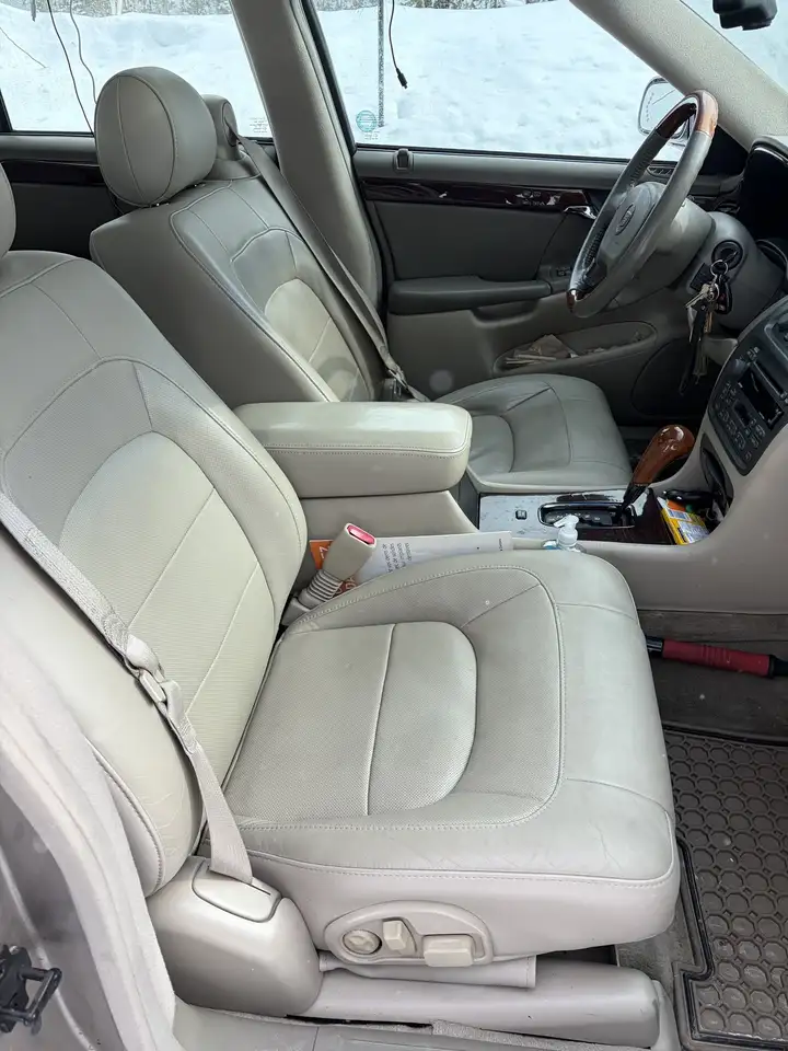 Cadillac DTS снимка Cadillac DTS