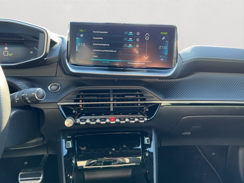 Peugeot e-2008 GT PACK ELEKTROMOTOR 136 GT — photo 12