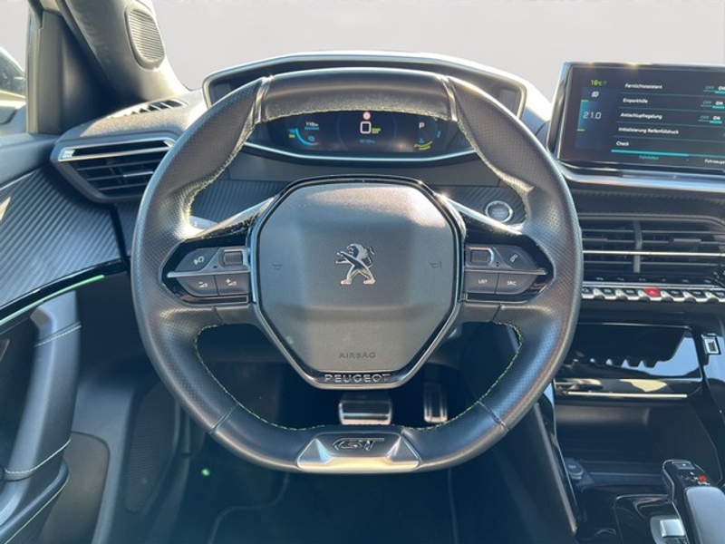 Peugeot e-2008 GT PACK ELEKTROMOTOR 136 GT — photo 13