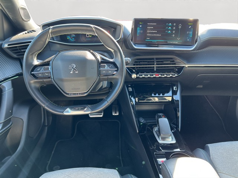 Peugeot e-2008 GT PACK ELEKTROMOTOR 136 GT — photo 10