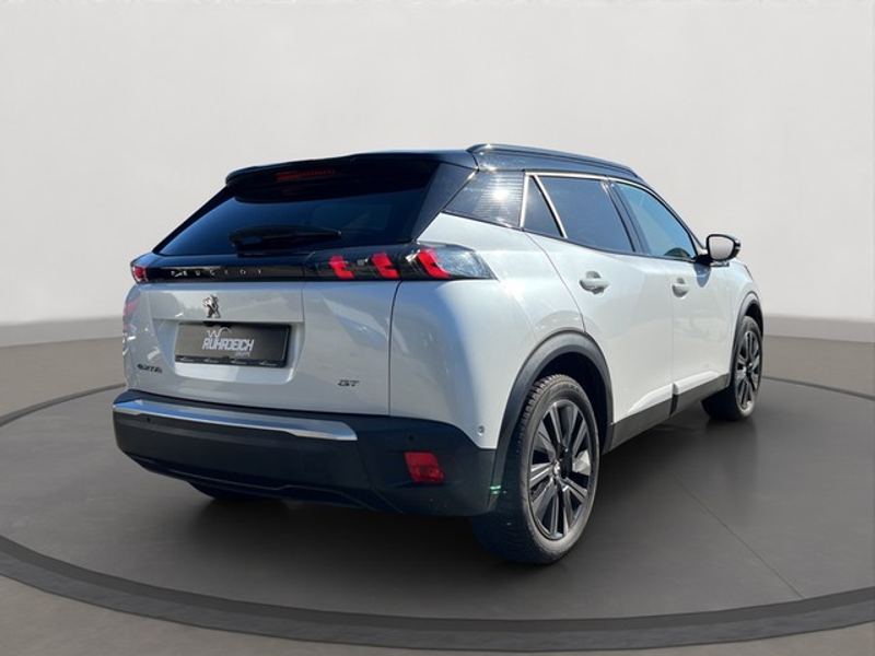 Peugeot e-2008 GT PACK ELEKTROMOTOR 136 GT — photo 5
