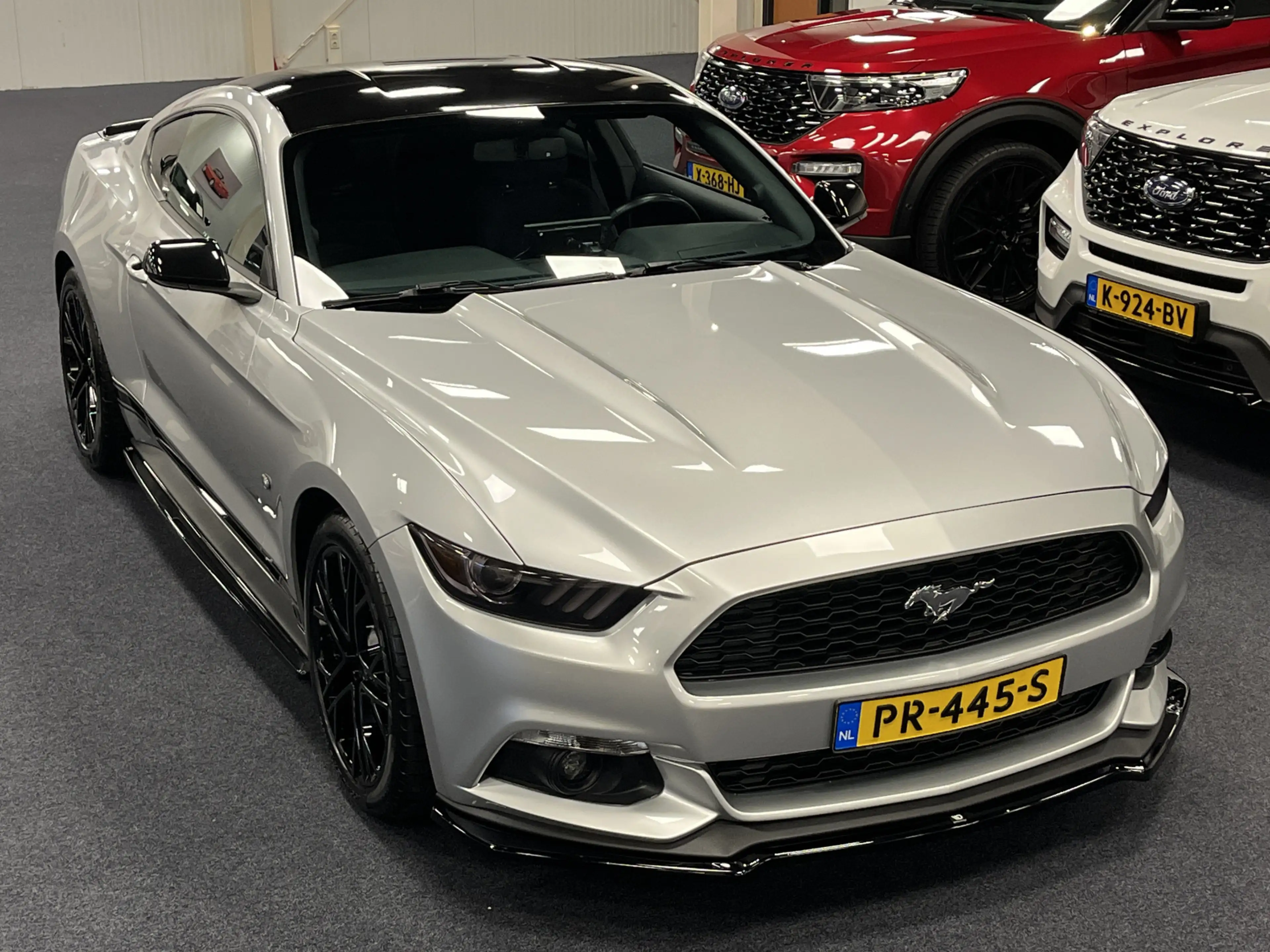 Ford Mustang Fastback 2.3 EcoBoost 317PK Automaat Special Versi — photo 4