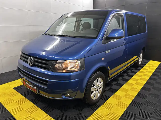 Volkswagen Transporter Kombi+Behinderten gerechter Umbau