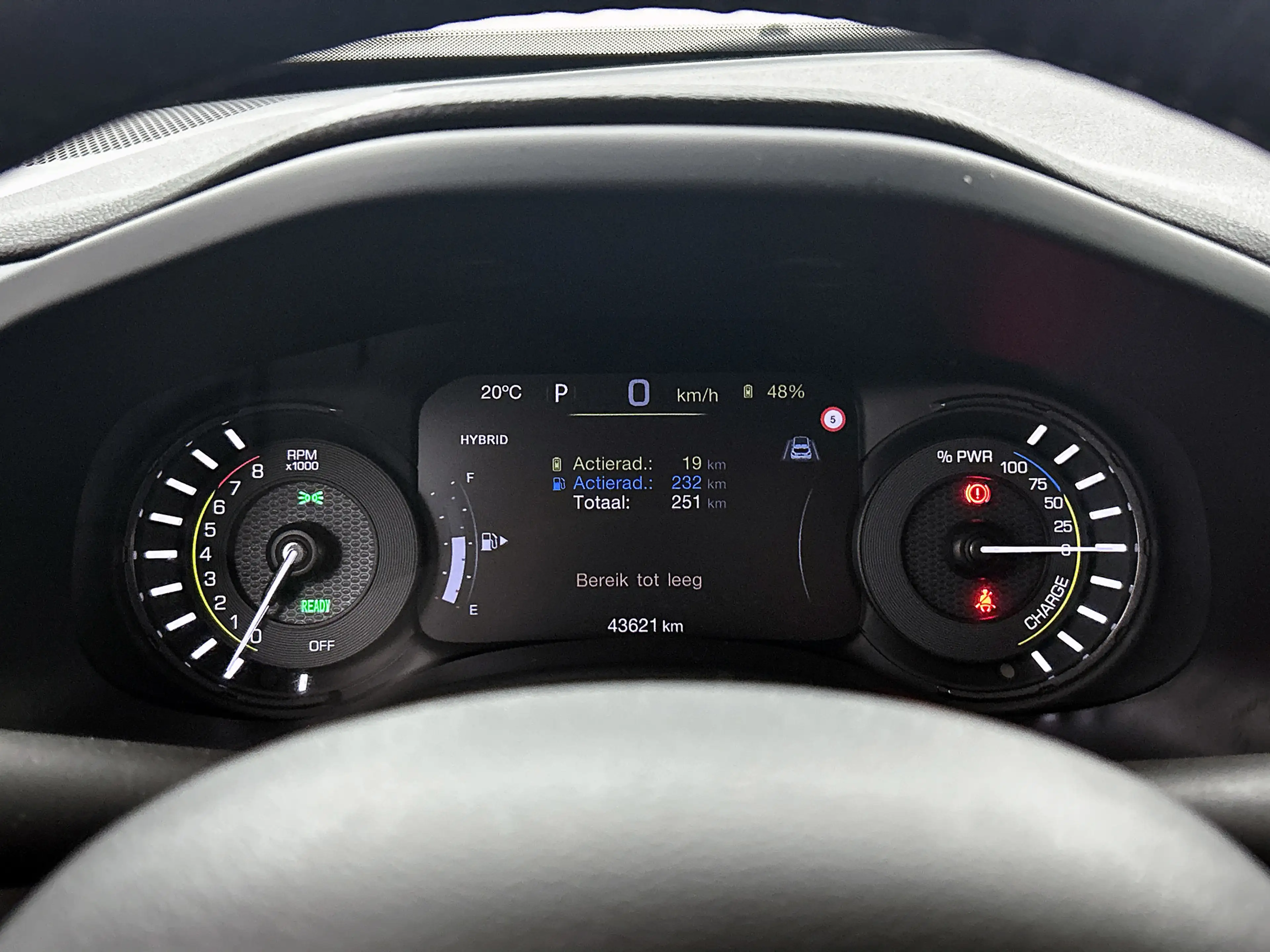 Jeep Renegade 4xe 240 Plug-in Hybrid Electric S | Camera | Adapt — photo 22