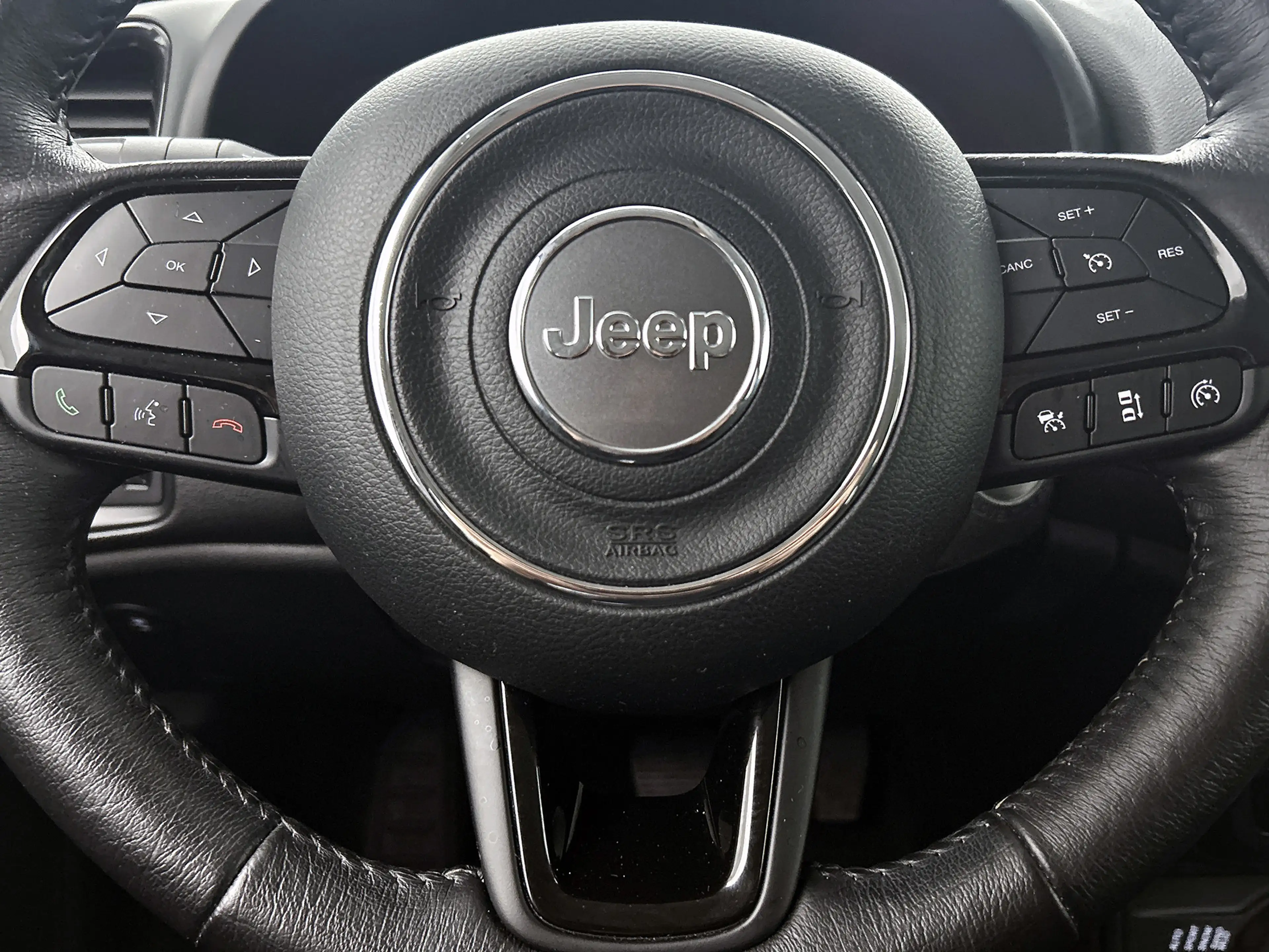 Jeep Renegade 4xe 240 Plug-in Hybrid Electric S | Camera | Adapt — photo 16