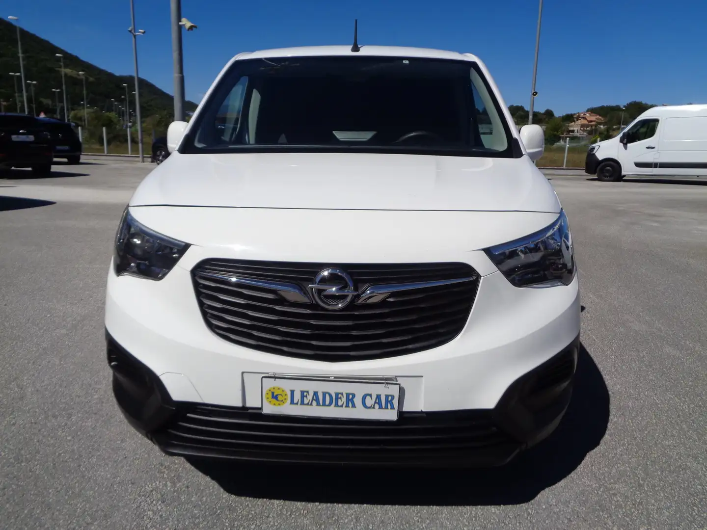 Opel Combo 1.5BlueHdi 102cv XL 3Posti Bianco - 2