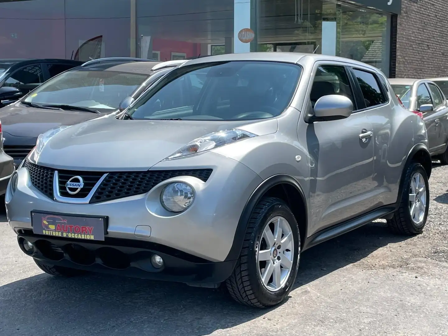 Nissan Juke 1.5 dCi 2WD Acenta+Connect+Sport Gris - 2