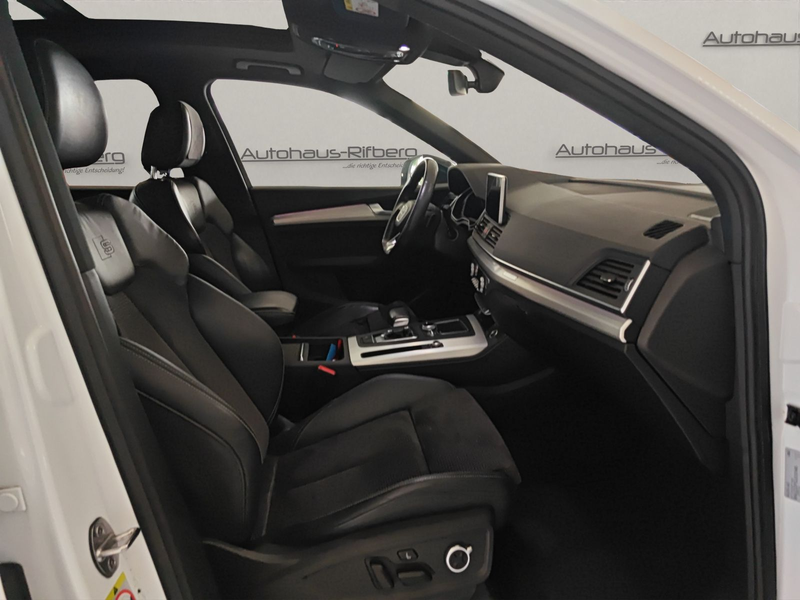 Audi Q5 50 TDI S-line AHK/Matrix/VCockpit/Keyles/PanD — photo 9