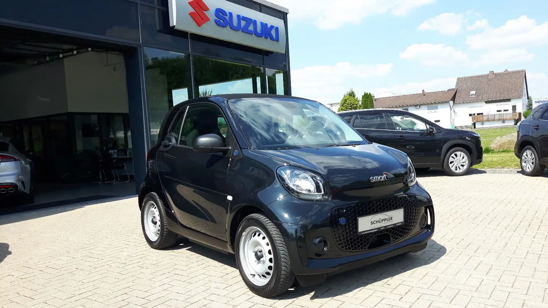 smart forTwo fortwo coupe electric drive / EQ Schwarz - 2