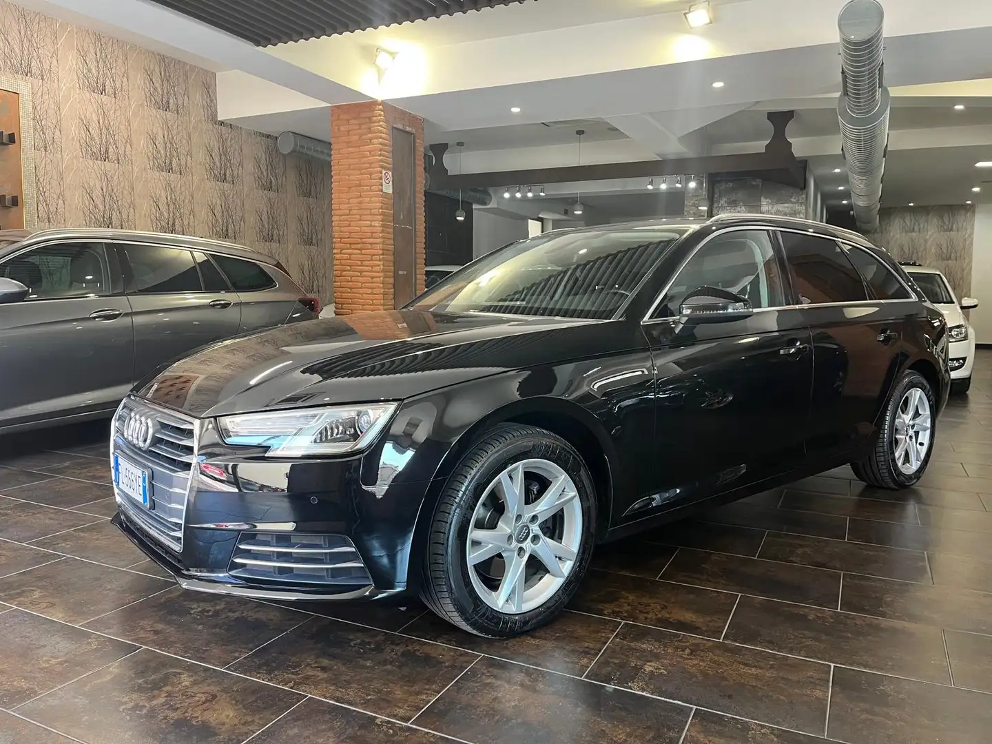 Audi A4 Avant 30 2.0 tdi BusinessSport 122cv s-tronic my16 Nero - 1