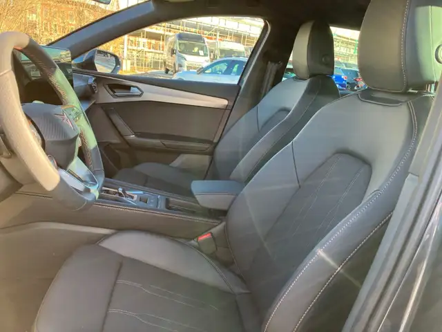 Cupra Leon view 9