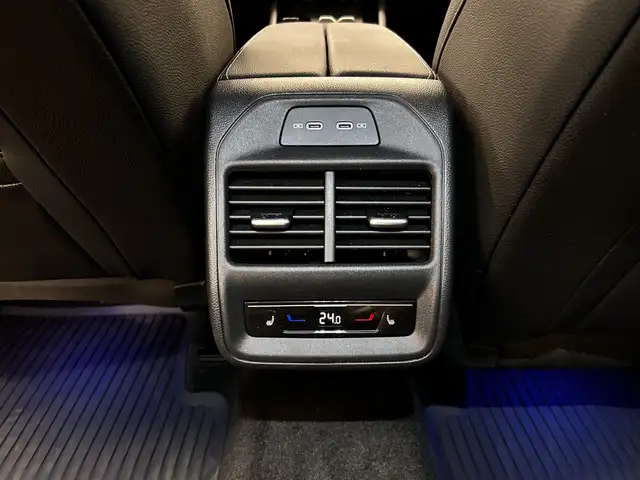 Skoda Superb view 17