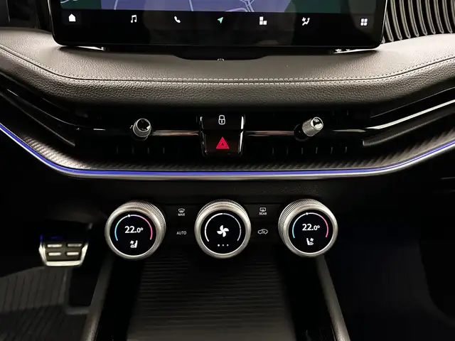 Skoda Superb view 25