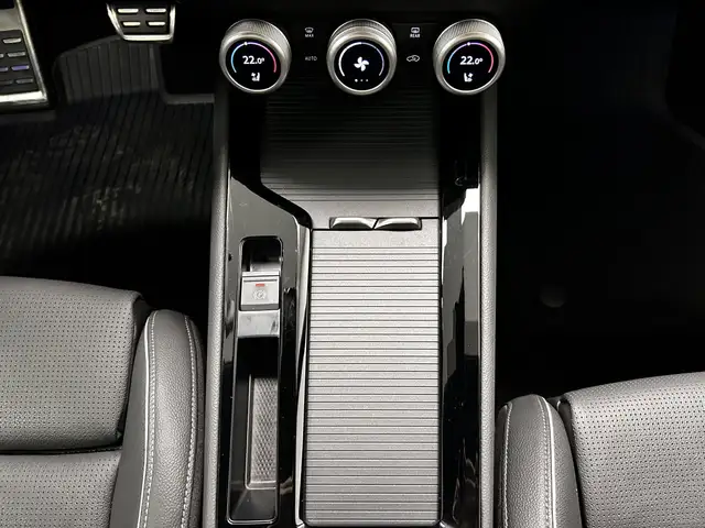 Skoda Superb view 21