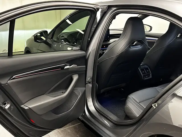 Skoda Superb view 14