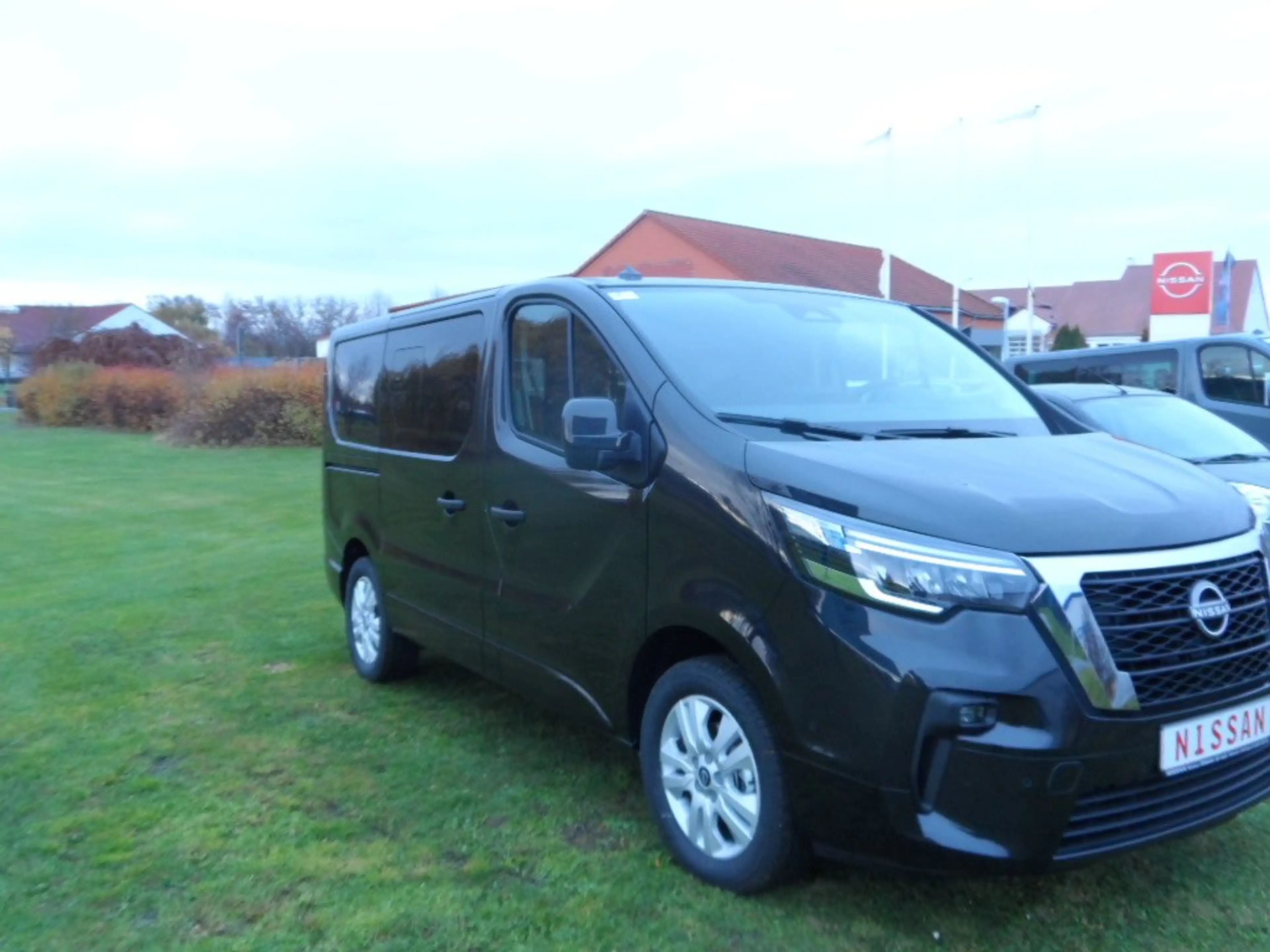 Nissan Primastar L1H1 2,7t Tekna — photo 2