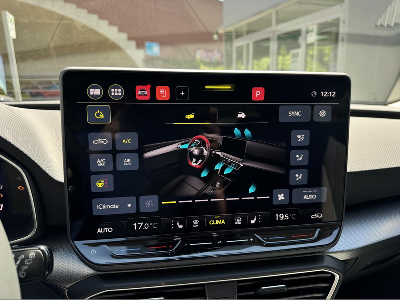 SEAT Leon Leon 5D Move Navi 1.5 eTSI 150pk (110kW) DSG Prime de reprise déduite — photo 13