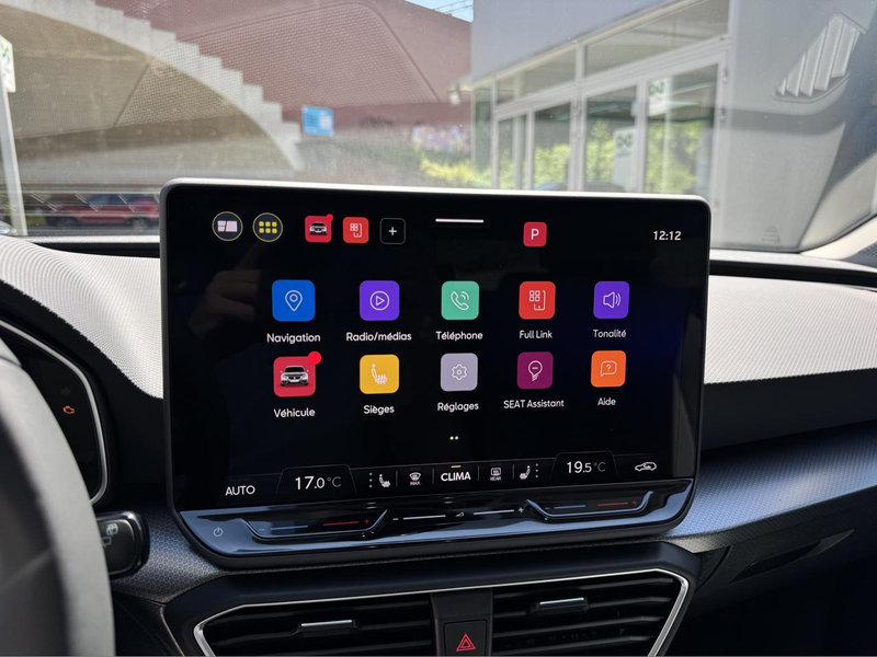 SEAT Leon Leon 5D Move Navi 1.5 eTSI 150pk (110kW) DSG Prime de reprise déduite — photo 11