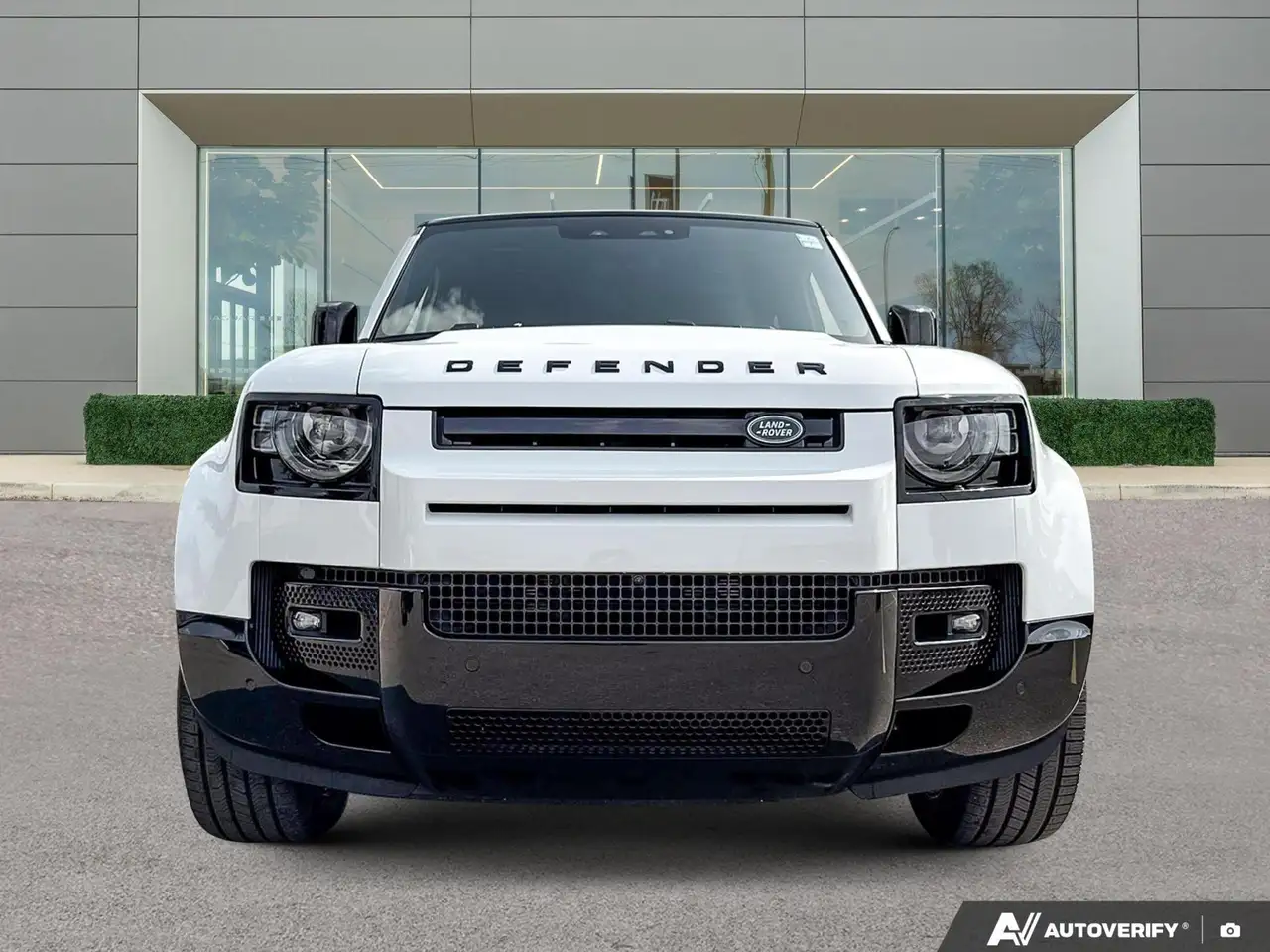 Land Rover Defender снимка Land Rover Defender