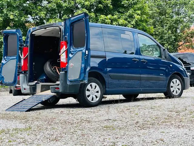 Citroen Jumpy Behindertengerecht-Rampe