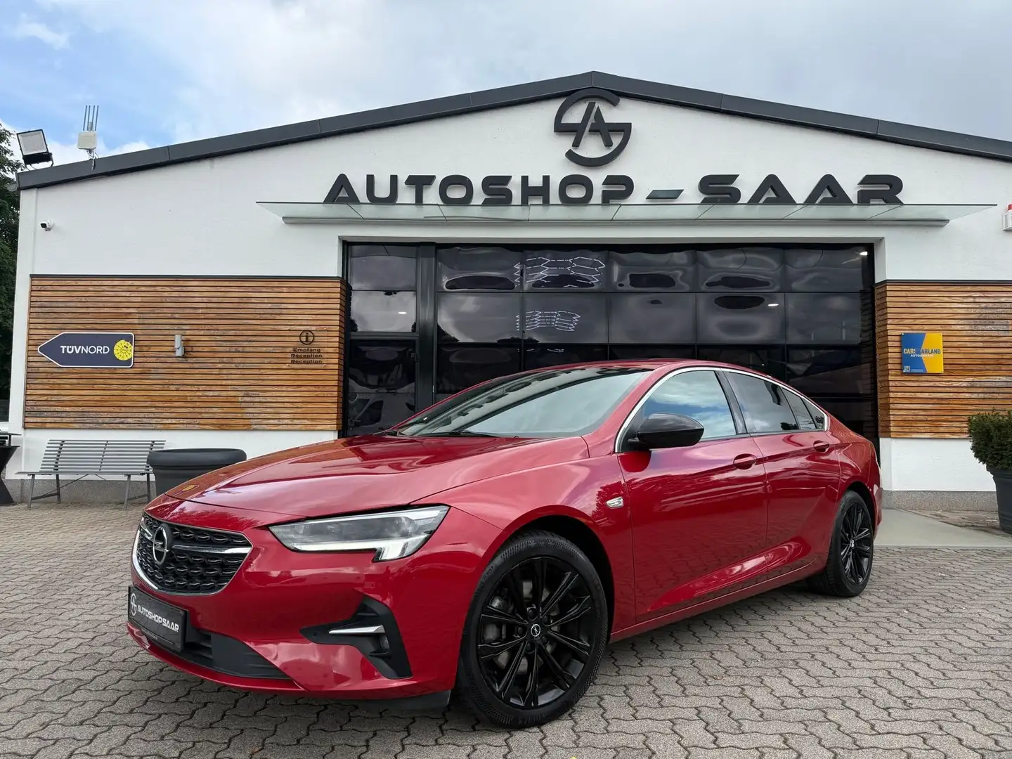 Opel Insignia B GrandSport Ultimate/AUTOMATIK/MASSAGE Rot - 1