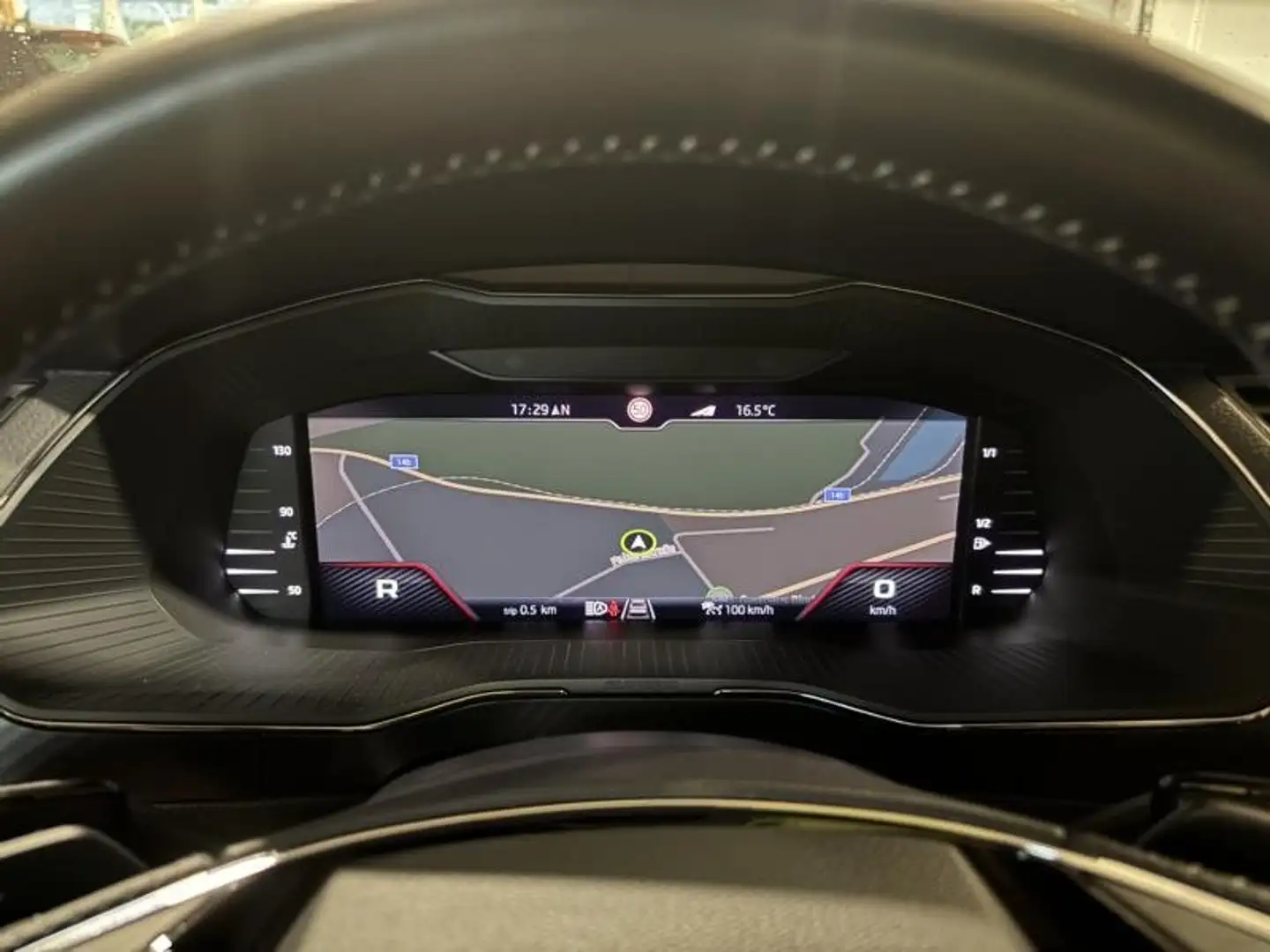 Skoda Superb Superb2,0DSG SPORTLINE MATRIX BEAM VIRTUAL COCKPIT Schwarz - 2