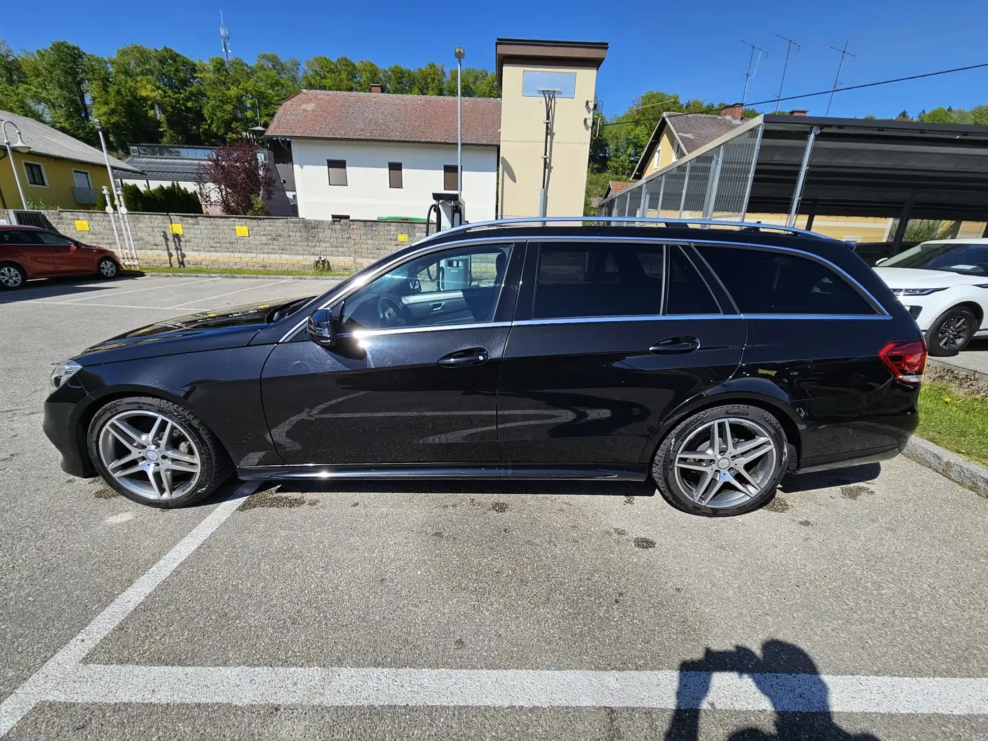 Mercedes-Benz E 350 T BlueTEC 4Matic 7G-TRONIC - 2