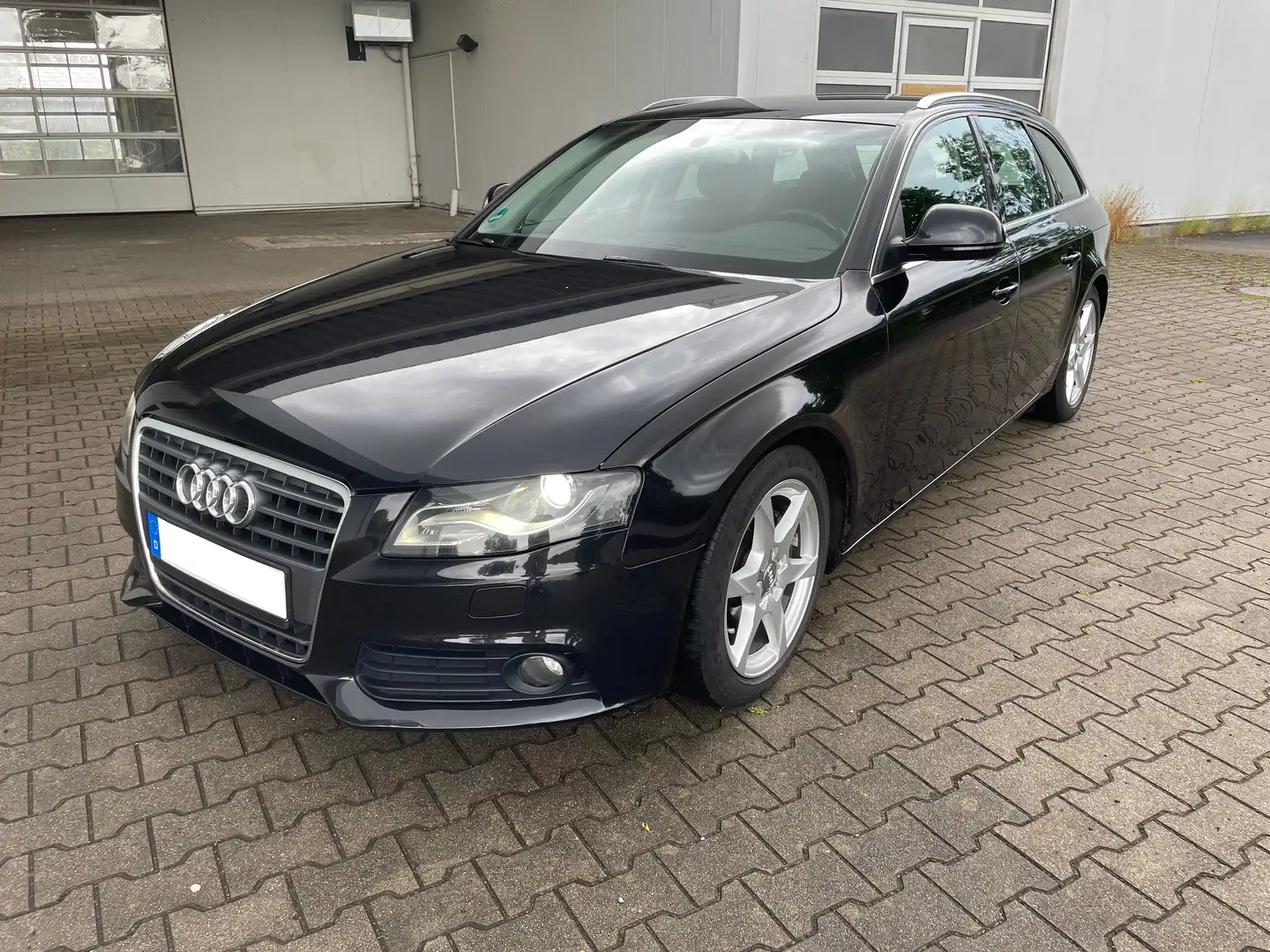 Audi A4 A4 Avant 1.8 TFSI multitronic Ambition Schwarz - 1