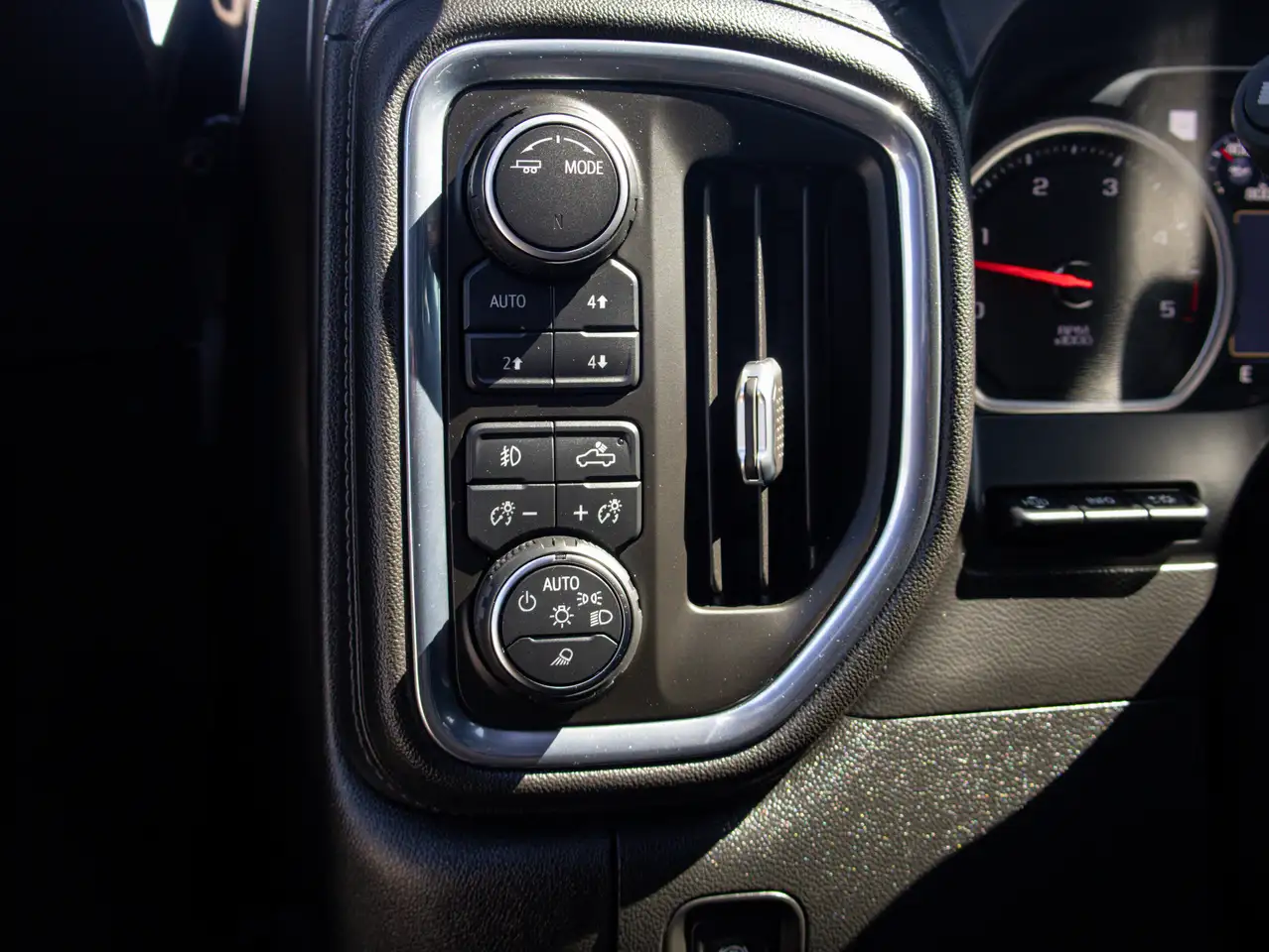 Chevrolet Silverado 2500 снимка Chevrolet Silverado 2500